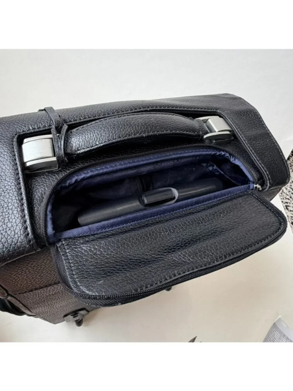 Brooks Brothers Rolling Weekend Carry-On Leather Suitcase Black